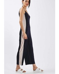 Черный комбинезон от Topshop