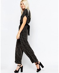 Черный комбинезон от Monki