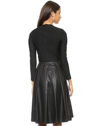 Черный короткий свитер от Blaque Label