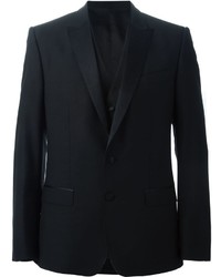 Черный костюм-тройка от Dolce & Gabbana