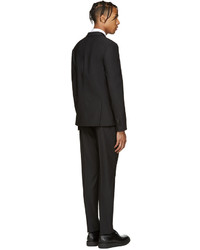 Черный костюм от Neil Barrett