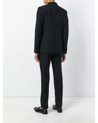 Черный костюм от Gucci