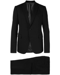 Черный костюм от Emporio Armani