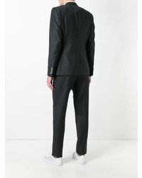 Черный костюм от Dolce & Gabbana