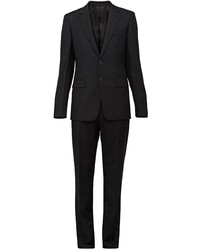 Черный костюм от Prada