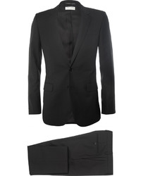 Черный костюм от Saint Laurent