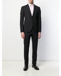 Черный костюм от Emporio Armani