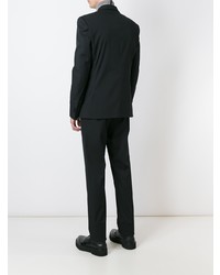 Черный костюм от Givenchy