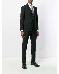 Черный костюм от Caruso