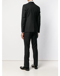Черный костюм от Tagliatore