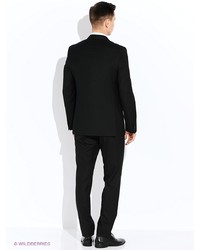 Черный костюм от Valenti