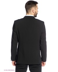 Черный костюм от Valenti