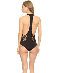 Черный купальник крючком от Indah