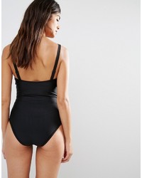 Черный купальник от Wolfwhistle