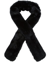 Женский черный меховой шарф от Yves Salomon