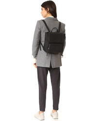 Женский черный нейлоновый рюкзак от DKNY