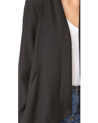 Женский черный пиджак от BB Dakota