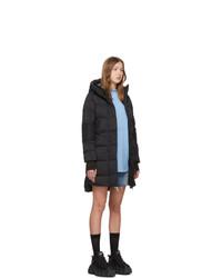 Женский черный пуховик от Canada Goose