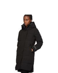Женский черный пуховик от Canada Goose