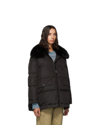 Женский черный пуховик от Yves Salomon Army