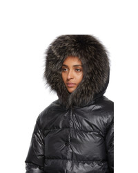 Женский черный пуховик от Yves Salomon Army