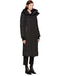 Женский черный пуховик от Mackage