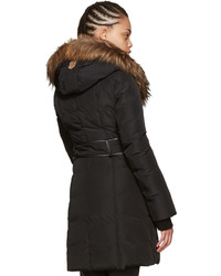 Женский черный пуховик от Mackage