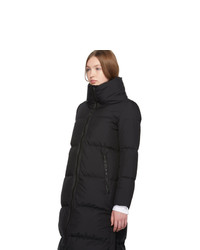 Женский черный пуховик от Herno
