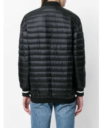 Женский черный пуховик от Moncler