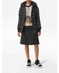 Женский черный пуховик от Burberry