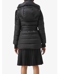 Женский черный пуховик от Burberry