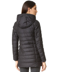 Женский черный пуховик от Belstaff