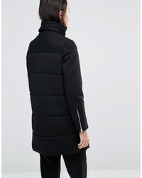 Женский черный пуховик от Minimum