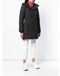 Женский черный пуховик от Canada Goose