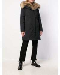 Женский черный пуховик от Woolrich