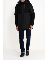 Мужской черный пуховик от Nike