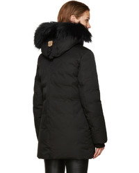 Женский черный пуховик от Mackage