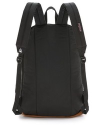 Женский черный рюкзак из плотной ткани от JanSport