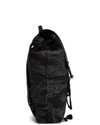 Мужской черный рюкзак с камуфляжным принтом от Diesel