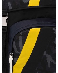 Мужской черный рюкзак с камуфляжным принтом от Prada