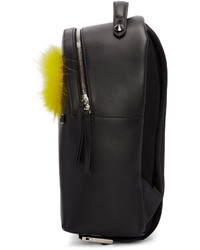 Женский черный рюкзак от Fendi