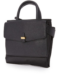 Женский черный рюкзак от Tumi