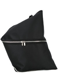 Женский черный рюкзак от Issey Miyake