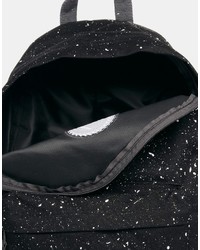 Женский черный рюкзак от Hype