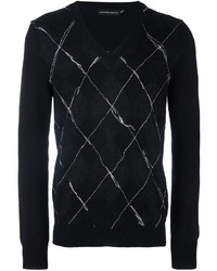 Черный свитер с v-образным вырезом с ромбами