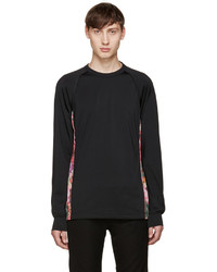 Черный свитер с круглым вырезом с цветочным принтом