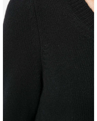 Женский черный свитер с круглым вырезом