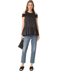 Черный топ с открытыми плечами от Tibi