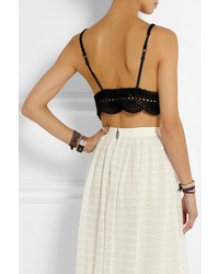 Черный укороченный топ крючком от Alice + Olivia