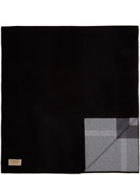 Женский черный шарф от Burberry